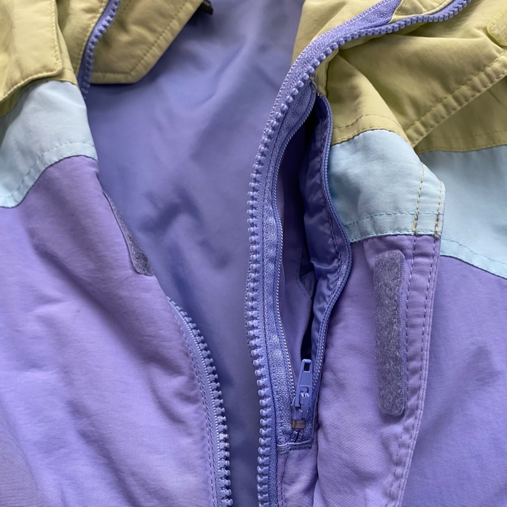 L.L. Bean Kid's Lightweight Ski Jacket - Picture 9 of 11